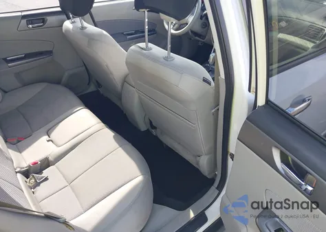 2011 Subaru Forester 2.5X Premium из США, поврежденный, VIN JF2SHADC3BH730695